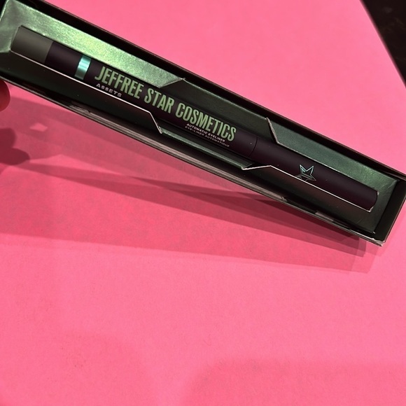 Jeffree star cosmetics automatic eyeliner asset, green New in box make-up - Picture 7 of 7